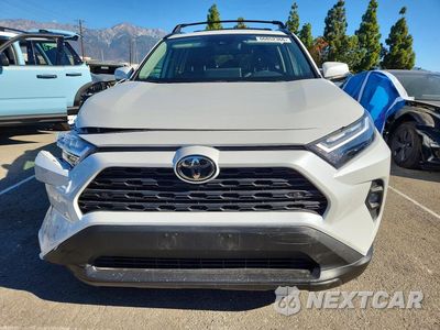 Piąte zdjęcie samochodu w środku: 2025 TOYOTA RAV4 XLE PREMIUM VIN:2T3C1RFV6SW440319 - miniatura