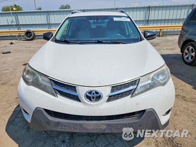 Piąte zdjęcie samochodu w środku: 2015 TOYOTA RAV4 LE VIN:JTMBFREVXFJ043313 - miniatura