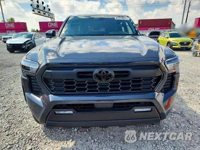 Piąte zdjęcie samochodu w środku: 2025 TOYOTA TACOMA TRD OFF-ROAD VIN:3TMLB5JN7SM200145 - miniatura