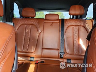 Zdjęcie 10 z 13 samochodu: 2019 BMW X5 XDRIVE50I VIN:5UXJU2C53KLN65578 - miniatura