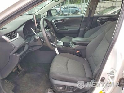 Zdjęcie 7 z 14 samochodu: 2024 TOYOTA RAV4 HYBRID XLE VIN:4T3RWRFV2RU133428 - miniatura