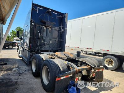 Drugie zdjęcie samochodu z przodu: 2014 FREIGHTLINER CASCADIA 125 VIN:1FUJGLD53ELFK3649 - miniatura