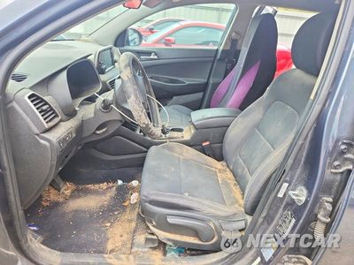 Zdjęcie 7 z 12 samochodu: 2019 HYUNDAI TUCSON SE VIN:KM8J23A47KU858137 - miniatura