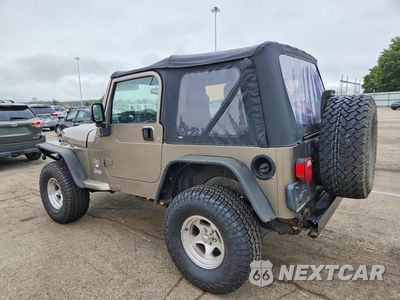 Drugie zdjęcie samochodu z przodu: 2004 JEEP WRANGLER / TJ SAHARA VIN:1J4FA59S74P716202 - miniatura