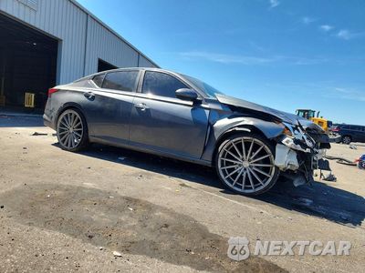 Czwarte zdjęcie samochodu z boku: 2021 NISSAN ALTIMA SV VIN:1N4BL4DV1MN413945 - miniatura