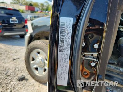 Zdjęcie 13 z 13 samochodu: 2017 RAM 2500 ST VIN:3C6UR5CJ5HG630720 - miniatura