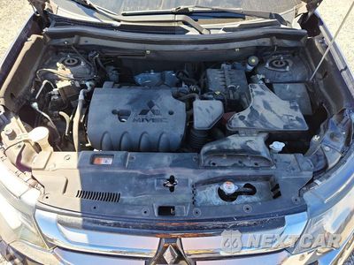 Zdjęcie 12 z 13 samochodu: 2016 MITSUBISHI OUTLANDER SE VIN:JA4AD3A39GZ003241 - miniatura