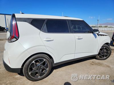 Trzecie zdjęcie samochodu z tyłu: 2024 KIA SOUL EX VIN:KNDJ33AU8R7238150 - miniatura