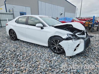 Czwarte zdjęcie samochodu z boku: 2018 TOYOTA CAMRY SE VIN:4T1B11HKXJU127961 - miniatura