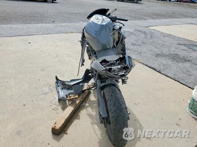 Czwarte zdjęcie samochodu z boku: 2018 KAWASAKI EX400 VIN:JKAEXKG14JDA05477 - miniatura