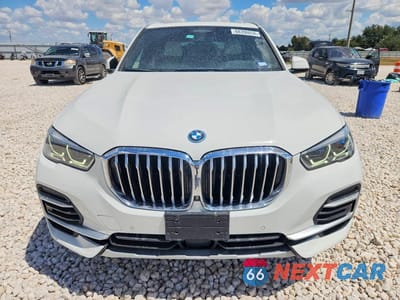 Piąte zdjęcie samochodu w środku: 2022 BMW X5 XDRIVE45E VIN:5UXTA6C03N9M00273 - miniatura