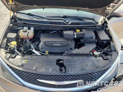 Zdjęcie 12 z 13 samochodu: 2017 CHRYSLER PACIFICA TOURING VIN:2C4RC1DG4HR777004 - miniatura