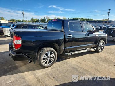 Trzecie zdjęcie samochodu z tyłu: 2021 TOYOTA TUNDRA PLATINUM VIN:5TFAY5F18MX981198 - miniatura