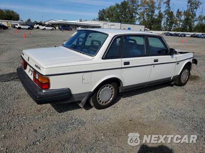 Trzecie zdjęcie samochodu z tyłu: 1989 VOLVO 244 DL VIN:YV1AX8846K1365361 - miniatura