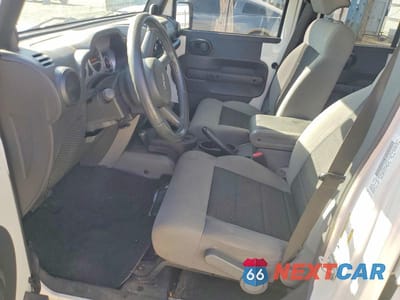 Zdjęcie 7 z 12 samochodu: 2010 JEEP WRANGLER UNLIMITED SPORT VIN:1J4BA3H13AL183859 - miniatura