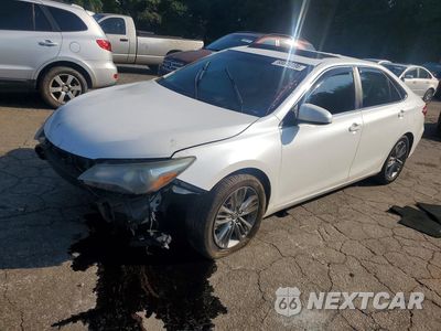 2015 TOYOTA CAMRY SE 4T1BF1FK6FU086403 - główne zdjęcie licytacji z USA - miniatura