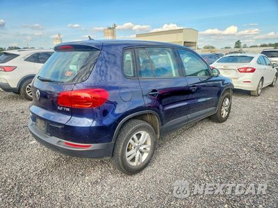 Trzecie zdjęcie samochodu z tyłu: 2013 VOLKSWAGEN TIGUAN S VIN:WVGAV7AX0DW541865 - miniatura