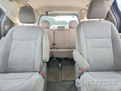Zdjęcie 10 z 13 samochodu: 2015 TOYOTA SIENNA L 7-PASSENGER VIN:5TDZK3DC0FS627293 - miniatura