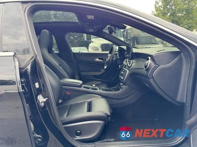 Zdjęcie 11 z 12 samochodu: 2019 MERCEDES-BENZ CLA 250 VIN:WDDSJ4EBXKN704550 - miniatura