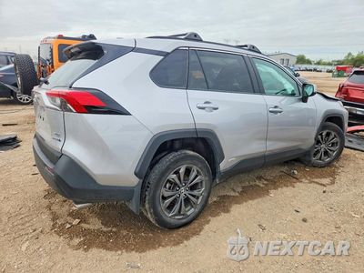 Trzecie zdjęcie samochodu z tyłu: 2024 TOYOTA RAV4 XLE PREMIUM VIN:2T3B6RFV6RW062459 - miniatura
