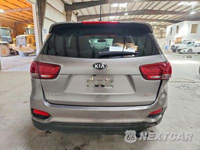 Zdjęcie 6 z 13 samochodu: 2019 KIA SORENTO L VIN:5XYPG4A31KG522949 - miniatura