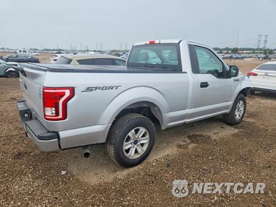 Trzecie zdjęcie samochodu z tyłu: 2016 FORD F150 VIN:1FTMF1CP3GKE45975 - miniatura