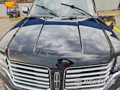 Zdjęcie 11 z 12 samochodu: 2017 LINCOLN NAVIGATOR L RESERVE VIN:5LMJJ3LT7HEL04183 - miniatura
