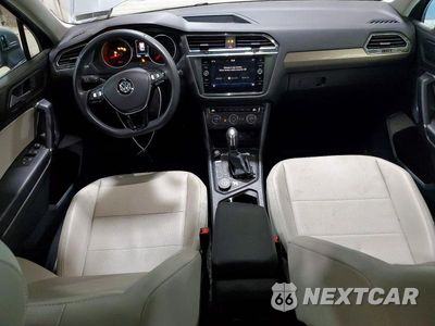 Zdjęcie 8 z 13 samochodu: 2020 VOLKSWAGEN TIGUAN SE VIN:3VV2B7AX8LM016750 - miniatura