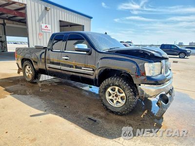Czwarte zdjęcie samochodu z boku: 2011 GMC SIERRA C1500 SLE VIN:1GTR1VE0XBZ457584 - miniatura