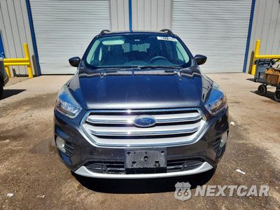 Piąte zdjęcie samochodu w środku: 2018 FORD ESCAPE SE VIN:1FMCU9GD0JUC87506 - miniatura