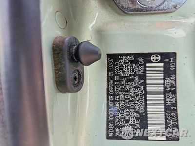 Zdjęcie 12 z 12 samochodu: 2007 TOYOTA PRIUS BASE VIN:JTDKB20U273244176 - miniatura