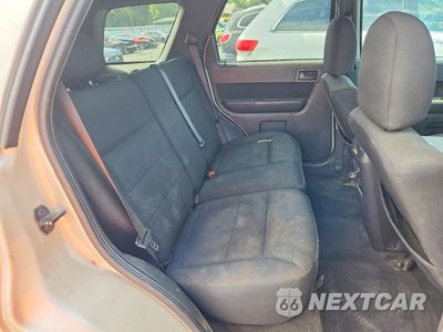 Zdjęcie 11 z 13 samochodu: 2009 FORD ESCAPE XLT VIN:1FMCU93G09KA61487 - miniatura