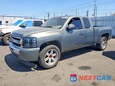 2011 CHEVROLET SILVERADO C1500 LS 1GCRCREA8BZ452815 - główne zdjęcie licytacji z USA - miniatura
