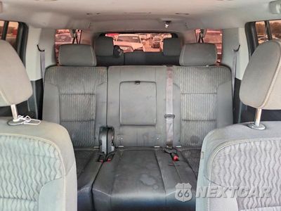 Zdjęcie 10 z 13 samochodu: 2015 CHEVROLET SUBURBAN C1500 LS VIN:1GNSCHKC0FR307542 - miniatura
