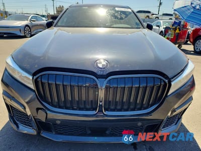 Piąte zdjęcie samochodu w środku: 2020 BMW 740 I VIN:WBA7T2C04LGL17544 - miniatura