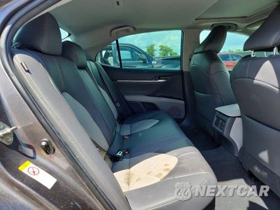 Zdjęcie 10 z 12 samochodu: 2018 TOYOTA CAMRY HYBRID XLE VIN:4T1B21HK6JU505626 - miniatura