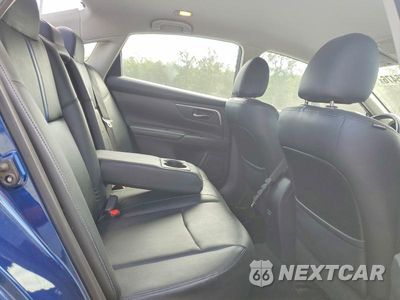 Zdjęcie 10 z 12 samochodu: 2018 NISSAN ALTIMA 2.5 SR VIN:1N4AL3AP3JC221123 - miniatura