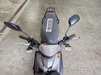 Piąte zdjęcie samochodu w środku: 2015 YAMAHA YW50 F VIN:RKRSA43A3FA121733 - miniatura