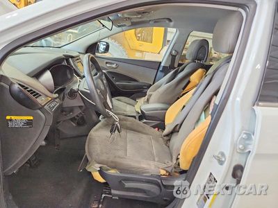 Zdjęcie 7 z 13 samochodu: 2017 HYUNDAI SANTA FE SPORT 2.4L VIN:5XYZTDLBXHG430496 - miniatura