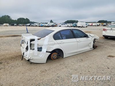 Trzecie zdjęcie samochodu z tyłu: 2014 BMW 328 I SULEV VIN:WBA3C1C59EK107042 - miniatura