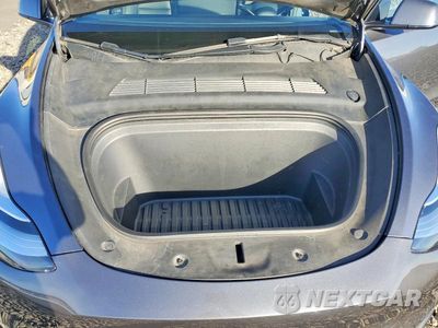 Zdjęcie 12 z 13 samochodu: 2022 TESLA MODEL Y VIN:7SAYGDEE0NA006075 - miniatura