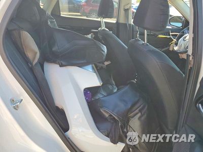 Zdjęcie 11 z 13 samochodu: 2023 KIA SELTOS S VIN:KNDEU2AA1P7392078 - miniatura