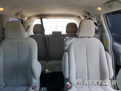 Zdjęcie 10 z 13 samochodu: 2011 TOYOTA SIENNA LE VIN:5TDKK3DCXBS062482 - miniatura