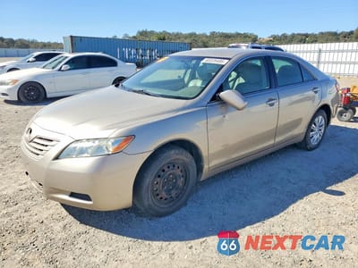2007 TOYOTA CAMRY LE 4T1BE46K07U601613 - główne zdjęcie licytacji z USA - miniatura