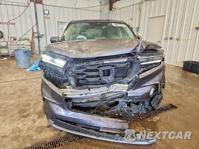 Piąte zdjęcie samochodu w środku: 2025 HONDA PILOT EXL VIN:5FNYG1H41SB081980 - miniatura