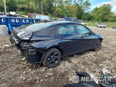 Trzecie zdjęcie samochodu z tyłu: 2026 HYUNDAI ELANTRA SEL SPORT VIN:KMHLM4DG9TU245176 - miniatura