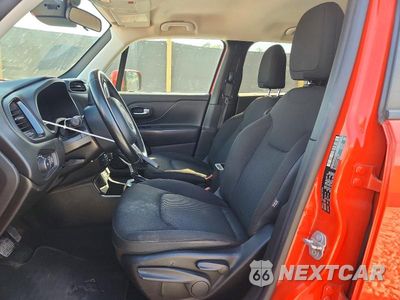 Zdjęcie 7 z 12 samochodu: 2020 JEEP RENEGADE LATITUDE VIN:ZACNJABB9LPL83116 - miniatura