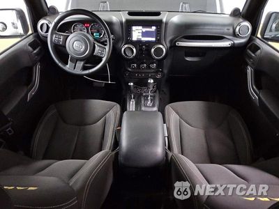 Zdjęcie 8 z 13 samochodu: 2013 JEEP WRANGLER UNLIMITED SAHARA VIN:1C4BJWEG7DL655792 - miniatura