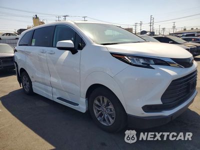 Czwarte zdjęcie samochodu z boku: 2022 TOYOTA SIENNA LE VIN:5TDKSKFC5NS071067 - miniatura