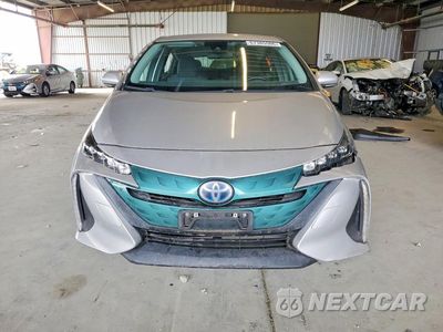Piąte zdjęcie samochodu w środku: 2017 TOYOTA PRIUS PRIME PLUS VIN:JTDKARFP8H3008596 - miniatura